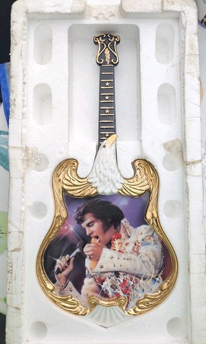 Elvis 1st issue entertainer - elvis,
